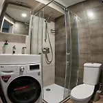 Lägenhet Cozy Visit, Studio4 With Balcony, 24h Self Chek-in, On The First Floor Kaunas