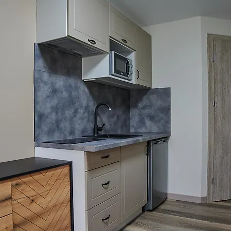 Cozy Visit, Studio4 With Balcony, 24h Self Chek-in, On The First Floor *