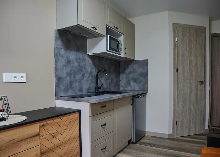 Cozy Visit, Studio4 With Balcony, 24h Self Chek-in, On The First Floor *